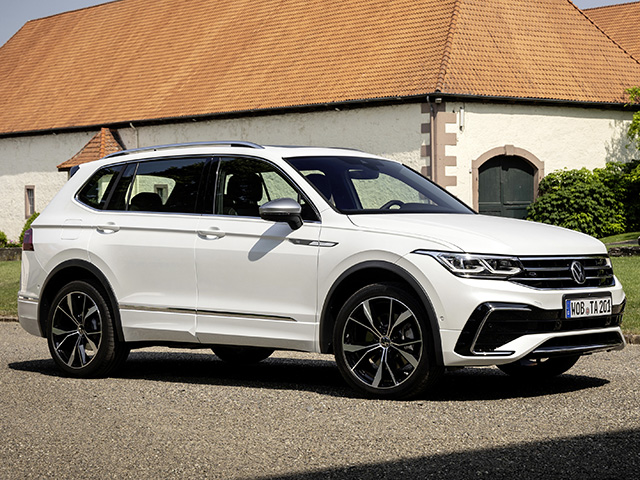 Volkswagen Tiguan Allspace 2 0 TDI SCR R Line DSG 4MOTION Listino Volkswagen Tiguan Allspace 2 0 TDI SCR R Line DSG 4MOTION Listino