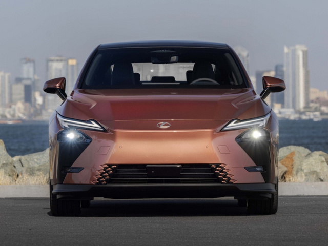 Lexus